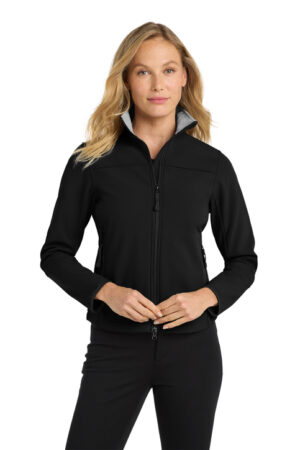 Women’s Stretch Softshell Jacket